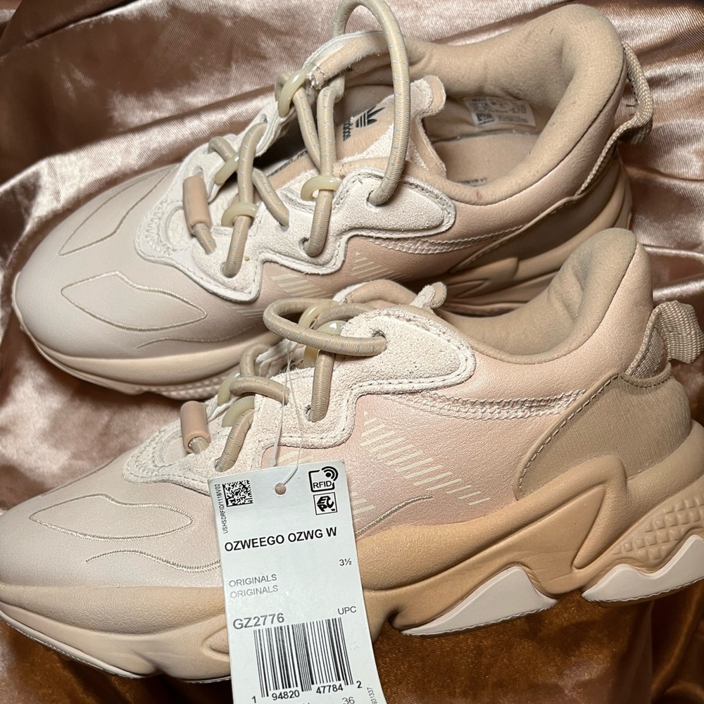 Adidas Ozweego Cream Sneakers